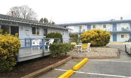 Beach Grove Motel Тсовассен Экстерьер фото